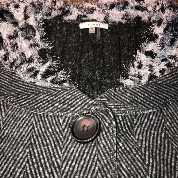 Sioni Leopard Mixed Patchwork Ruffle Sweater - Picture 7 of 11